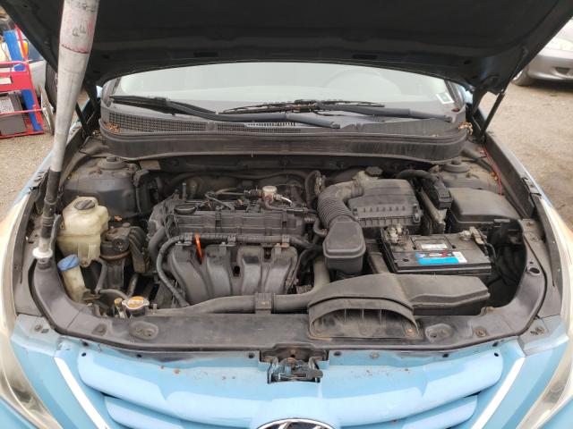 Photo 6 VIN: 5NPEB4AC8BH282801 - HYUNDAI SONATA GLS 