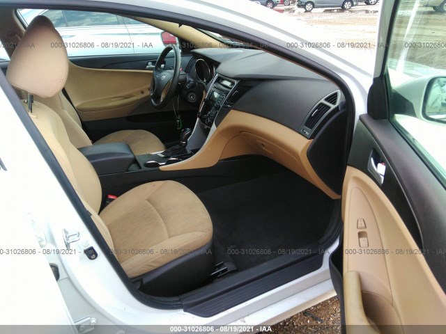 Photo 4 VIN: 5NPEB4AC8BH303498 - HYUNDAI SONATA 