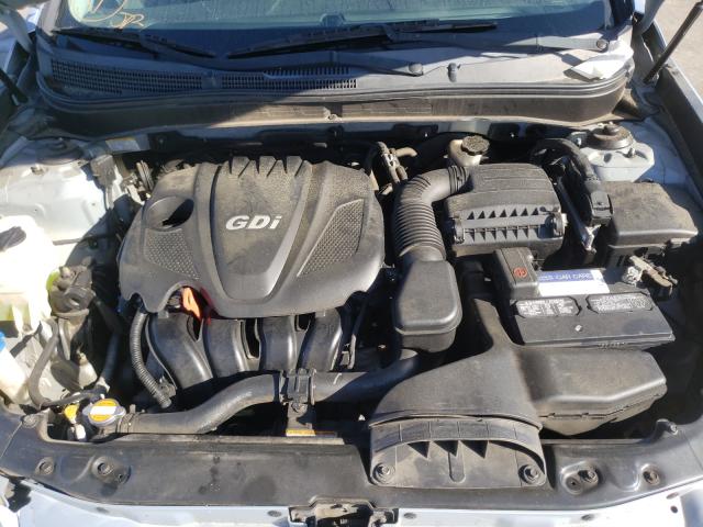 Photo 6 VIN: 5NPEB4AC8CH312185 - HYUNDAI SONATA GLS 