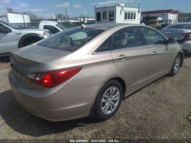 Photo 3 VIN: 5NPEB4AC8CH324773 - HYUNDAI SONATA 