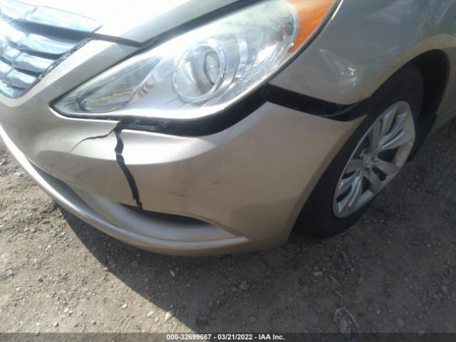 Photo 5 VIN: 5NPEB4AC8CH324773 - HYUNDAI SONATA 