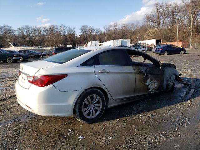 Photo 2 VIN: 5NPEB4AC8CH336079 - HYUNDAI SONATA GLS 