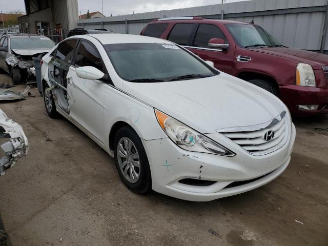 Photo 3 VIN: 5NPEB4AC8CH352444 - HYUNDAI SONATA GLS 