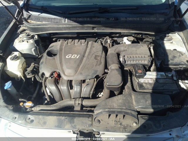 Photo 9 VIN: 5NPEB4AC8CH353545 - HYUNDAI SONATA 