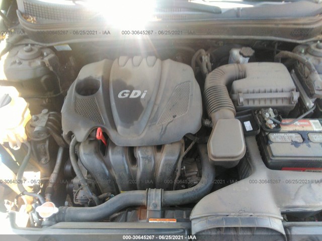 Photo 9 VIN: 5NPEB4AC8CH357627 - HYUNDAI SONATA 