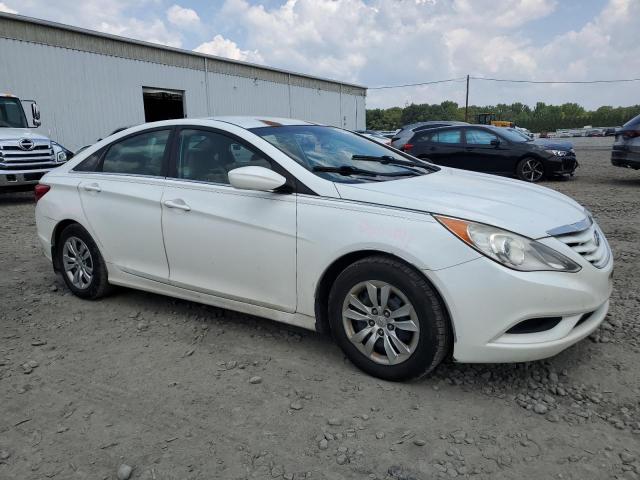 Photo 3 VIN: 5NPEB4AC8CH361774 - HYUNDAI SONATA GLS 