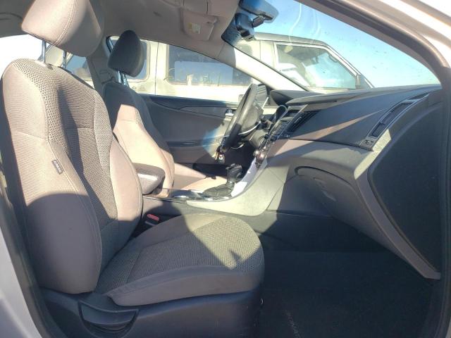 Photo 4 VIN: 5NPEB4AC8CH369048 - HYUNDAI SONATA GLS 