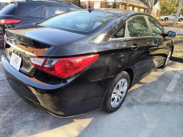 Photo 3 VIN: 5NPEB4AC8CH403196 - HYUNDAI SONATA 