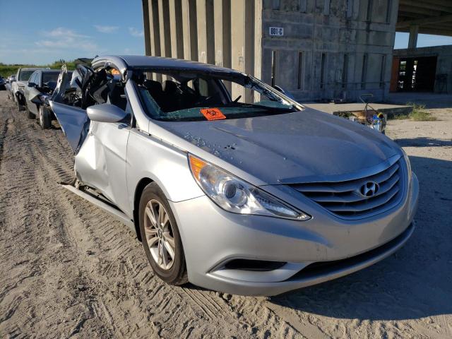 Photo 0 VIN: 5NPEB4AC8CH405904 - HYUNDAI SONATA GLS 