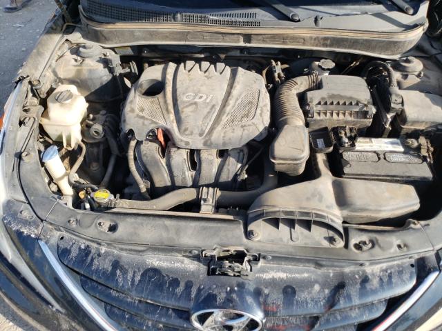 Photo 6 VIN: 5NPEB4AC8CH413288 - HYUNDAI SONATA GLS 