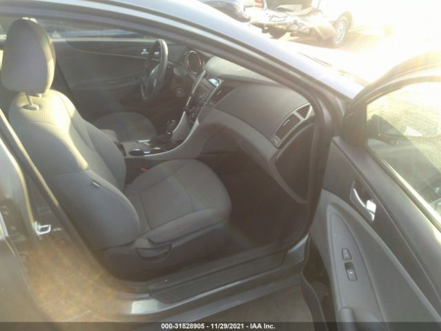 Photo 4 VIN: 5NPEB4AC8CH426428 - HYUNDAI SONATA 