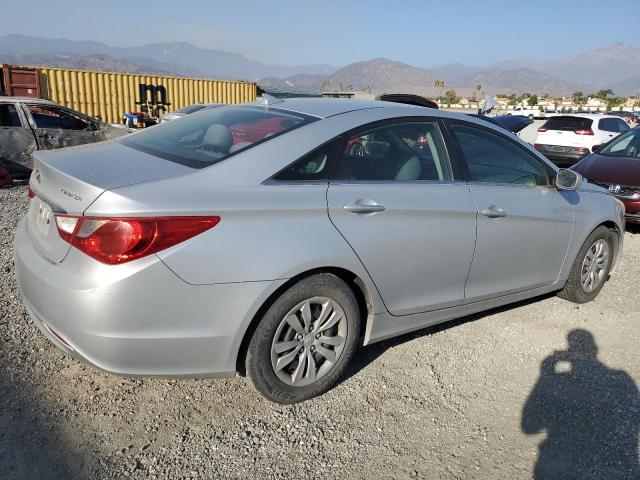 Photo 2 VIN: 5NPEB4AC8CH437302 - HYUNDAI SONATA GLS 