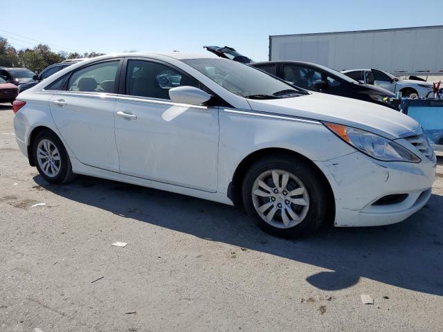 Photo 3 VIN: 5NPEB4AC8CH444248 - HYUNDAI SONATA GLS 