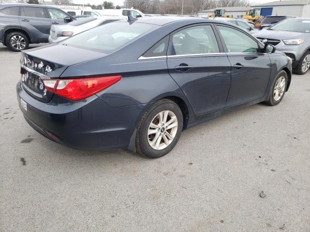 Photo 2 VIN: 5NPEB4AC8CH452527 - HYUNDAI SONATA GLS 