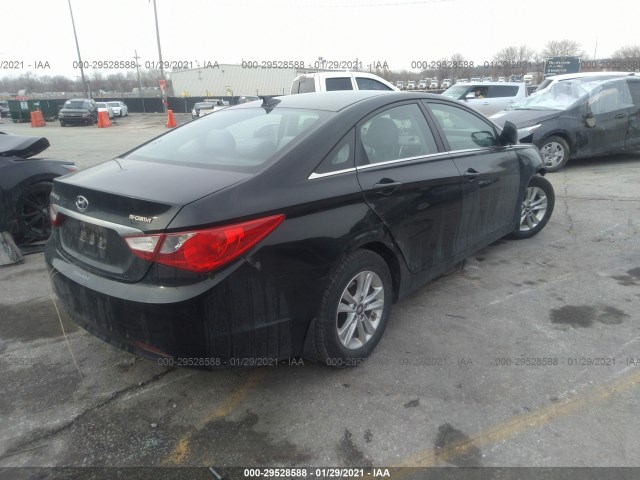 Photo 3 VIN: 5NPEB4AC8CH453662 - HYUNDAI SONATA 