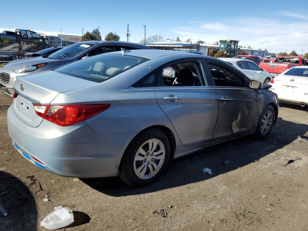 Photo 2 VIN: 5NPEB4AC8CH465830 - HYUNDAI SONATA 