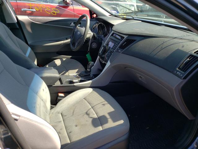 Photo 4 VIN: 5NPEB4AC8CH486192 - HYUNDAI SONATA GLS 