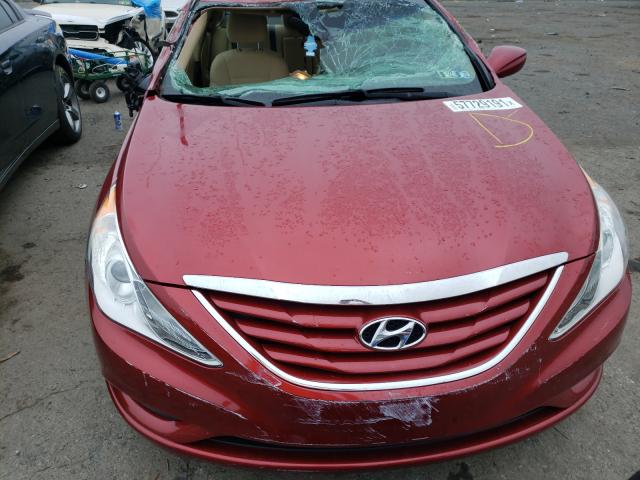 Photo 8 VIN: 5NPEB4AC8CH488427 - HYUNDAI SONATA GLS 