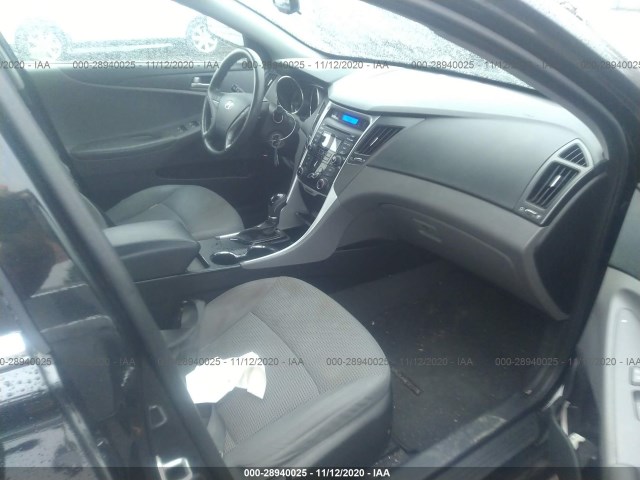 Photo 4 VIN: 5NPEB4AC8CH489383 - HYUNDAI SONATA 