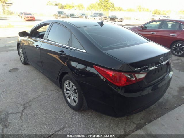 Photo 2 VIN: 5NPEB4AC8CH495393 - HYUNDAI SONATA 