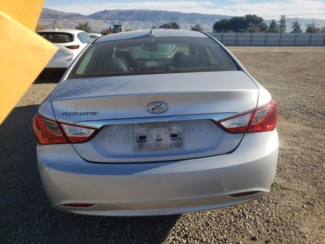 Photo 5 VIN: 5NPEB4AC8CH497872 - HYUNDAI SONATA GLS 