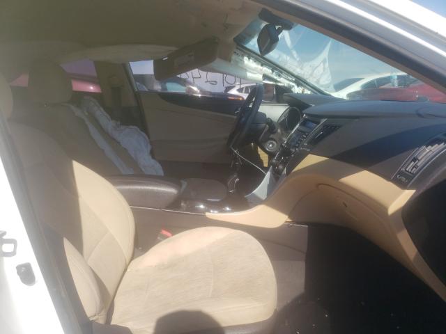 Photo 4 VIN: 5NPEB4AC8CH502083 - HYUNDAI SONATA GLS 