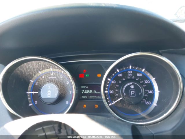 Photo 6 VIN: 5NPEB4AC8DH504708 - HYUNDAI SONATA 