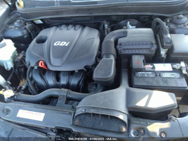 Photo 9 VIN: 5NPEB4AC8DH517362 - HYUNDAI SONATA 