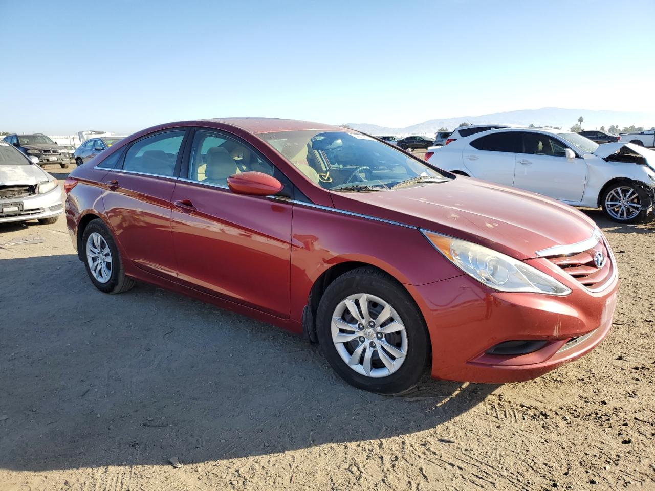 Photo 3 VIN: 5NPEB4AC8DH518186 - HYUNDAI SONATA 