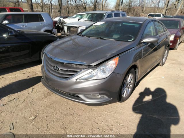 Photo 2 VIN: 5NPEB4AC8DH525008 - HYUNDAI SONATA 