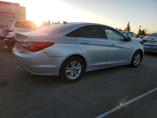 Photo 2 VIN: 5NPEB4AC8DH527731 - HYUNDAI SONATA GLS 