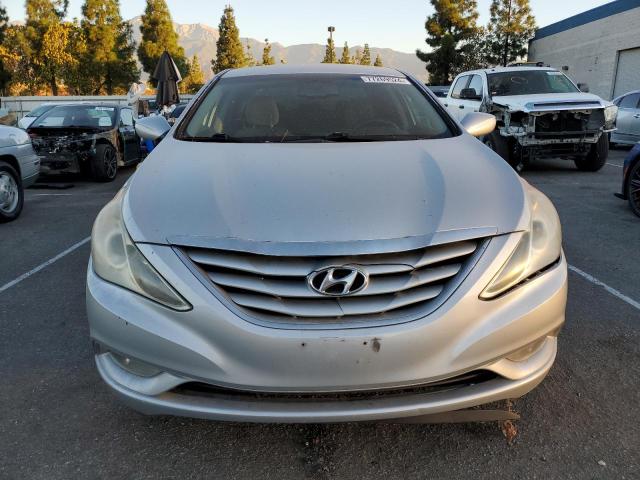 Photo 4 VIN: 5NPEB4AC8DH527731 - HYUNDAI SONATA GLS 