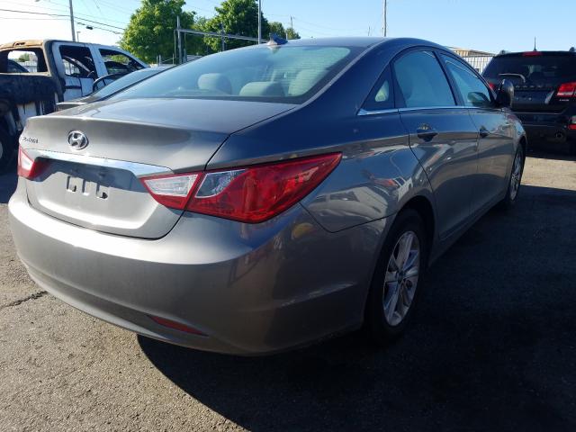 Photo 3 VIN: 5NPEB4AC8DH551902 - HYUNDAI SONATA GLS 