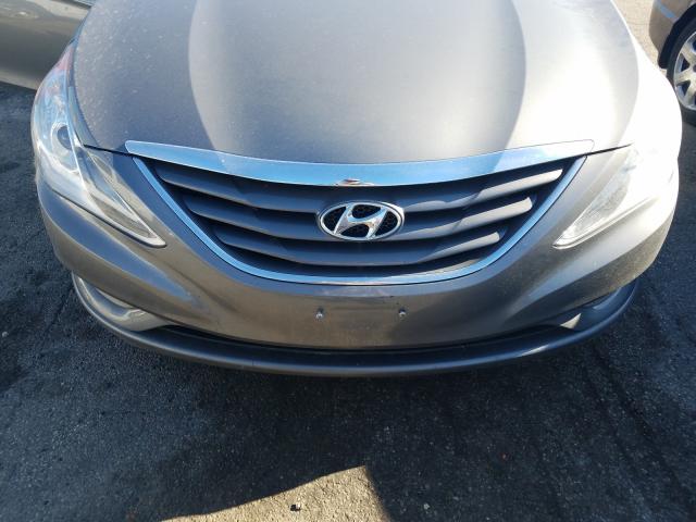 Photo 8 VIN: 5NPEB4AC8DH551902 - HYUNDAI SONATA GLS 