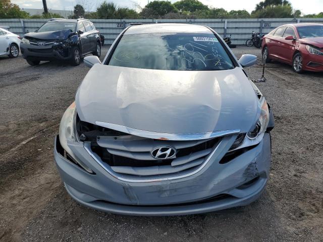 Photo 4 VIN: 5NPEB4AC8DH553391 - HYUNDAI SONATA GLS 