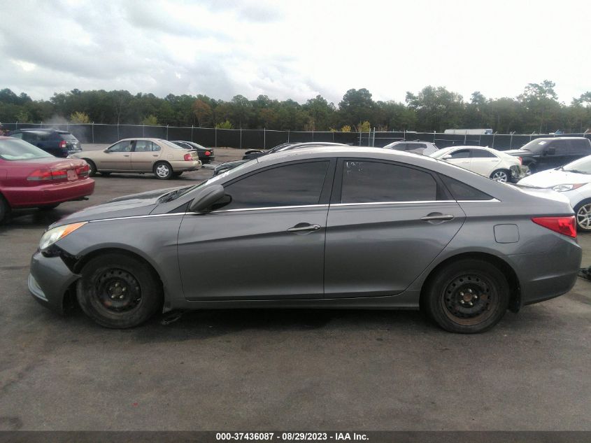 Photo 14 VIN: 5NPEB4AC8DH556100 - HYUNDAI SONATA 