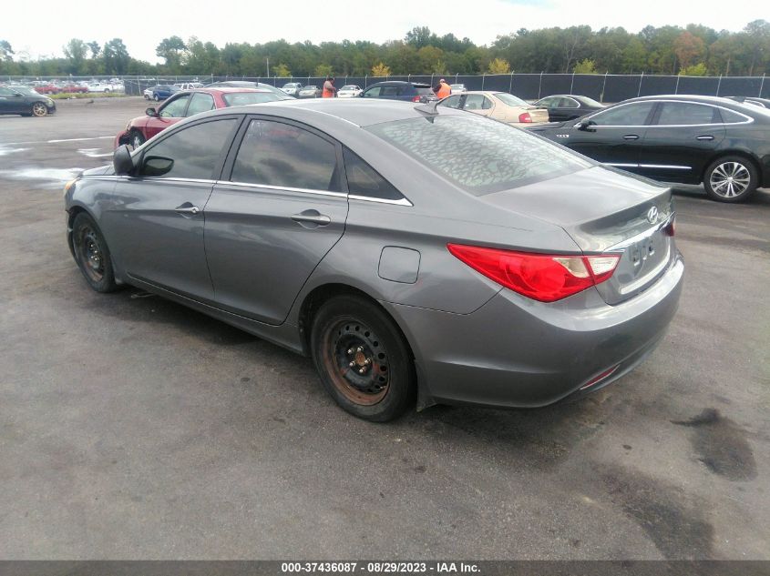 Photo 2 VIN: 5NPEB4AC8DH556100 - HYUNDAI SONATA 