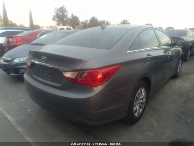 Photo 3 VIN: 5NPEB4AC8DH561605 - HYUNDAI SONATA 