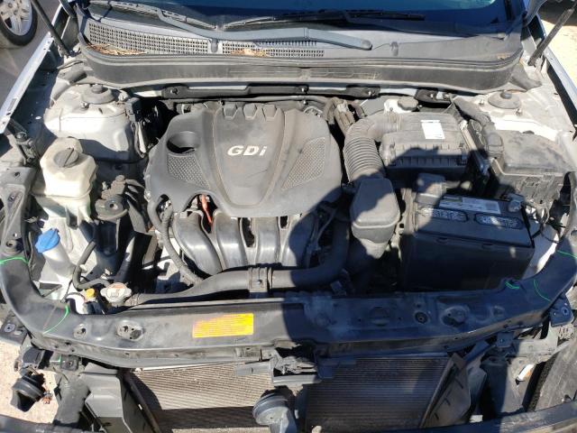 Photo 6 VIN: 5NPEB4AC8DH586584 - HYUNDAI SONATA GLS 