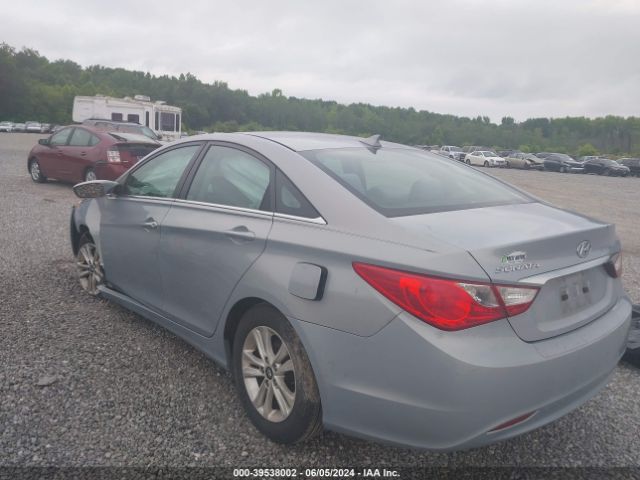 Photo 2 VIN: 5NPEB4AC8DH591803 - HYUNDAI SONATA 