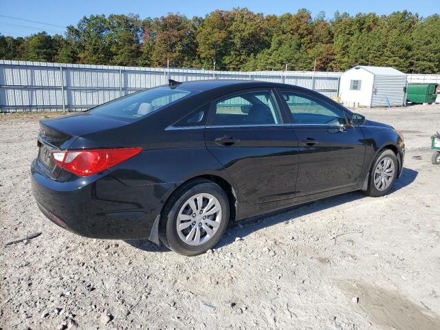 Photo 2 VIN: 5NPEB4AC8DH592207 - HYUNDAI SONATA 