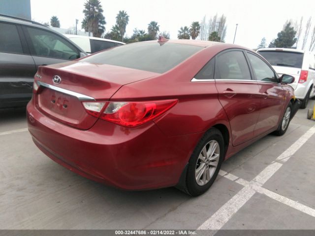 Photo 3 VIN: 5NPEB4AC8DH631233 - HYUNDAI SONATA 