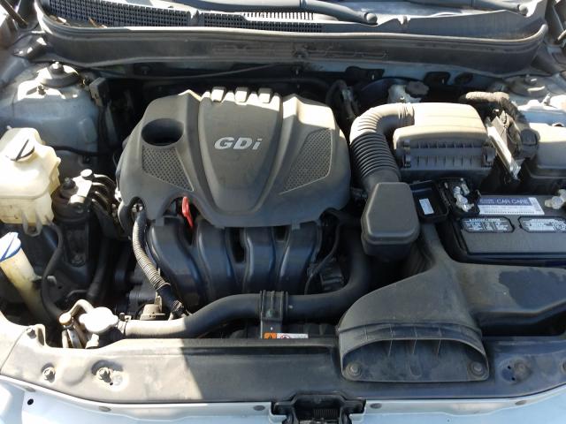 Photo 6 VIN: 5NPEB4AC8DH633418 - HYUNDAI SONATA GLS 