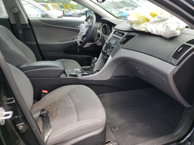 Photo 4 VIN: 5NPEB4AC8DH643835 - HYUNDAI SONATA GLS 