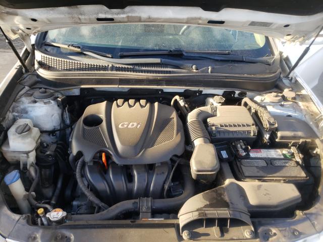 Photo 6 VIN: 5NPEB4AC8DH663101 - HYUNDAI SONATA GLS 