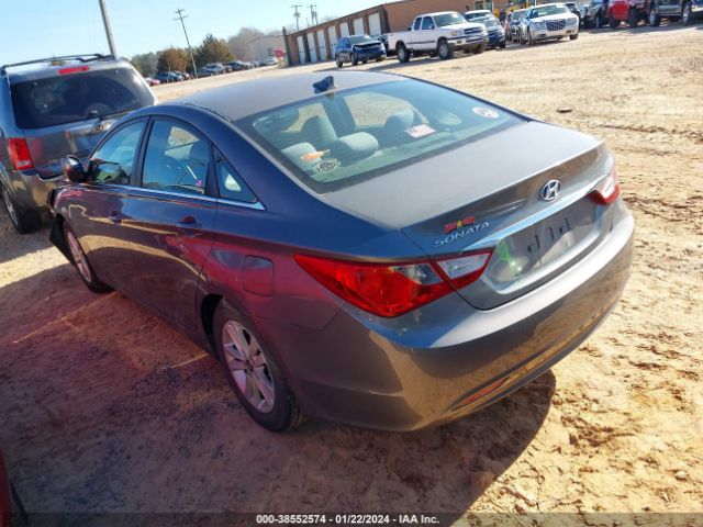 Photo 2 VIN: 5NPEB4AC8DH696714 - HYUNDAI SONATA 