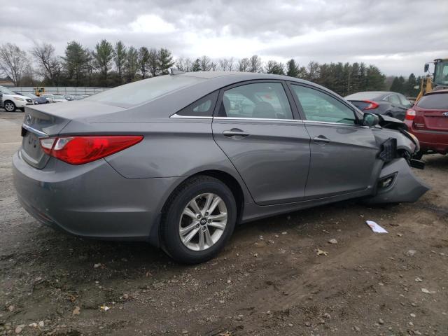 Photo 2 VIN: 5NPEB4AC8DH697734 - HYUNDAI SONATA GLS 