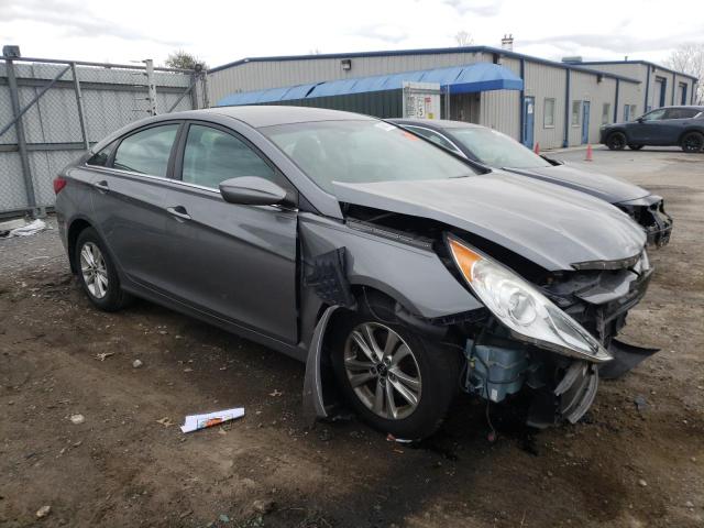 Photo 3 VIN: 5NPEB4AC8DH697734 - HYUNDAI SONATA GLS 