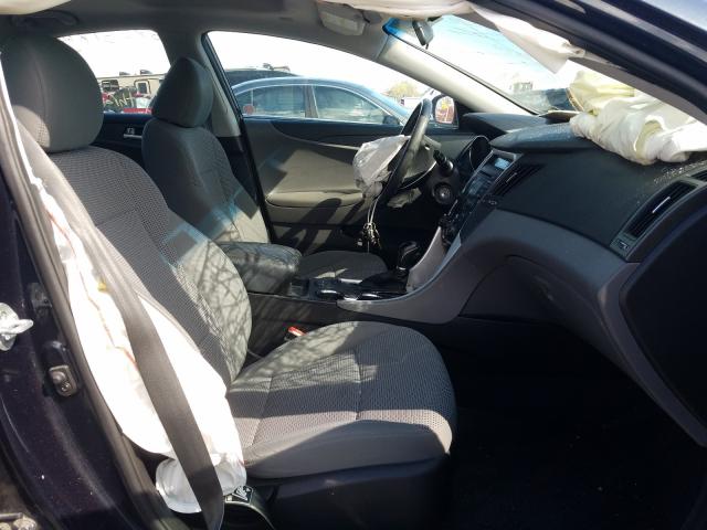 Photo 4 VIN: 5NPEB4AC8DH702348 - HYUNDAI SONATA GLS 