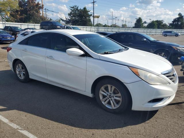 Photo 3 VIN: 5NPEB4AC8DH706562 - HYUNDAI SONATA GLS 